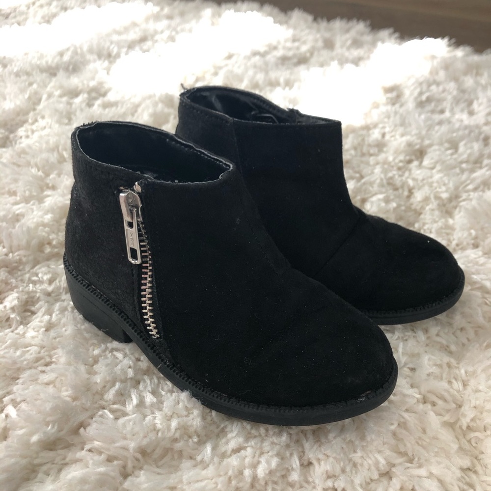 Cat and Jack Toddler Black Zipper Boots